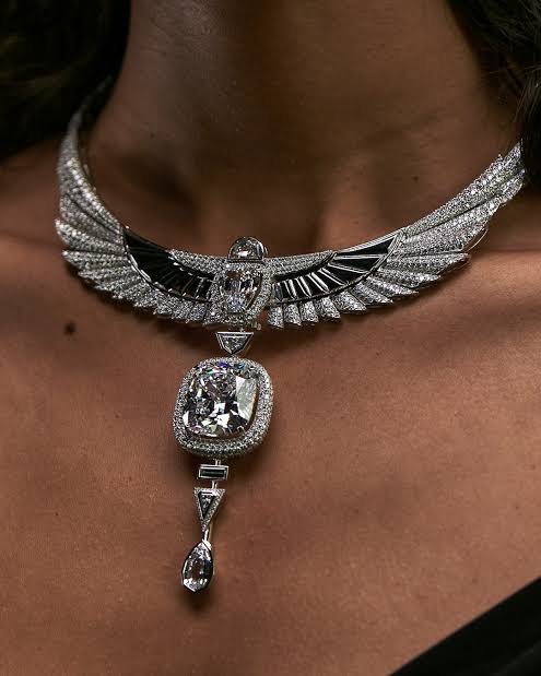 messika jewelry